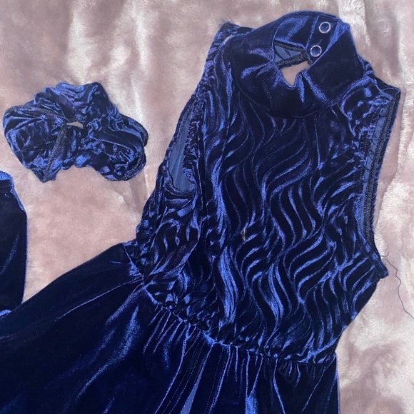 Velvet pant set - Picture 3 of 9